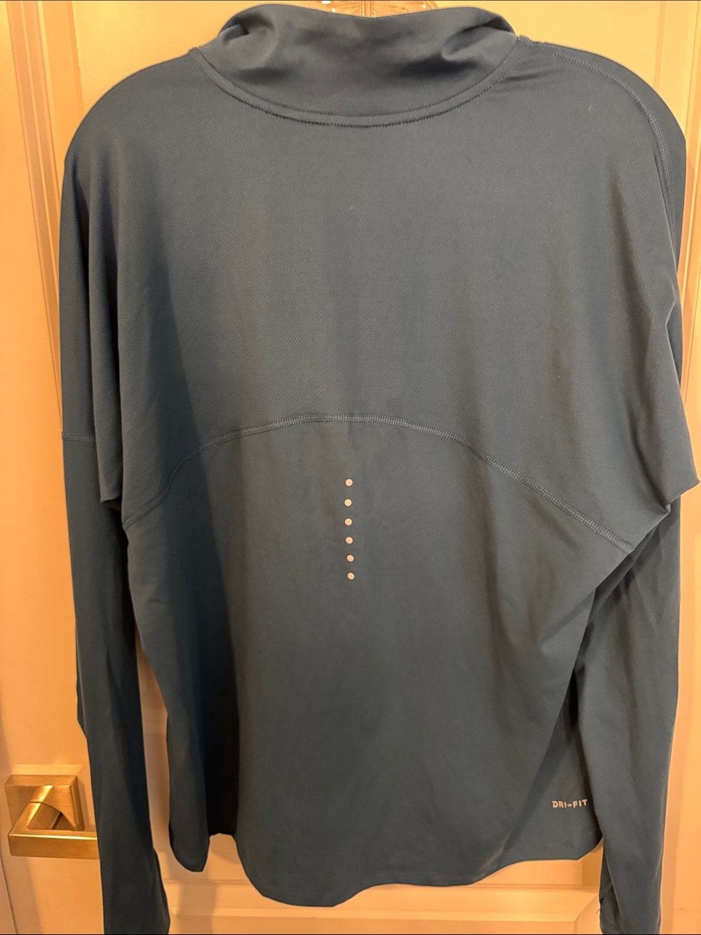 Nike Dri-FIT Long Sleeve Quarter-Zip Top in Teal Blue - Picture 8 of 10